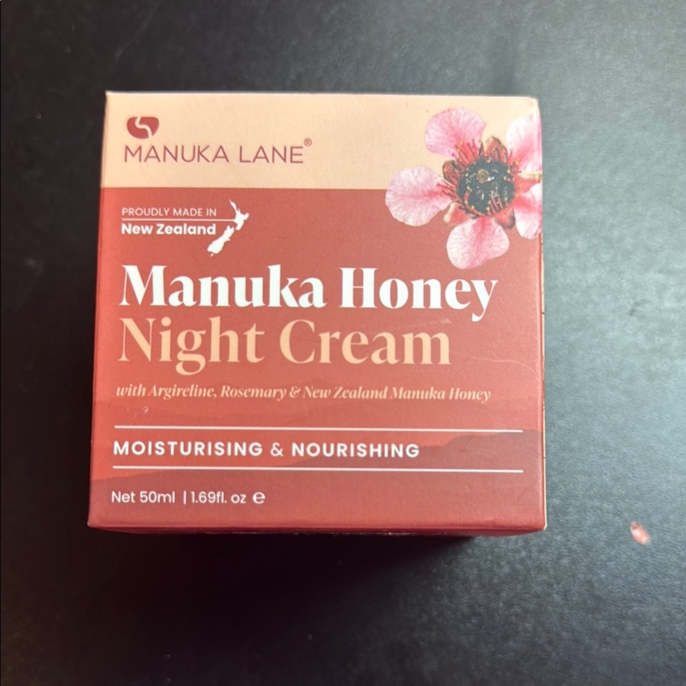 Manuka Honey Night Cream - Red